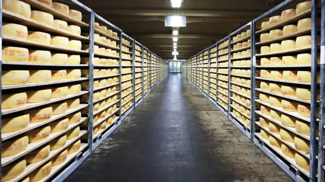 Комора для визрівання сиру в Онесеті