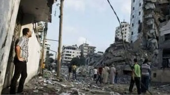 Aucune indication n'a été fournie lundi sur d'éventuelles victimes.