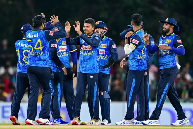 බටහිර ඉන්දීය කොදෙව් කණ්ඩායම සමග පැවති දෙවන T20 තරගය ලකුණු 73 කින් ජය ගැනීමට ශ්‍රී ලංකා කණ්ඩායම අද (ඔක් :15) සමත් විය.