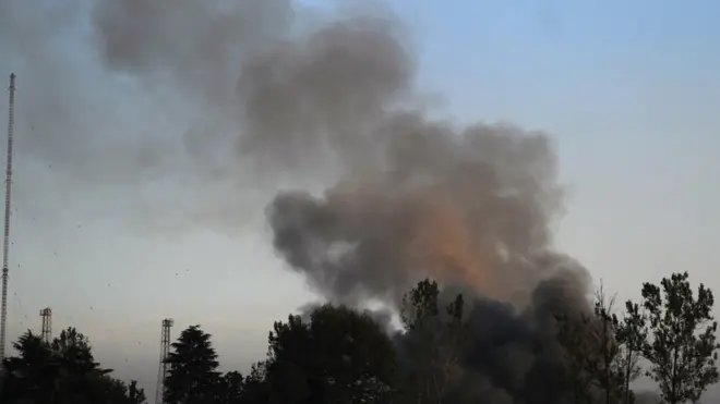 "ඉන්දීය කාශ්මීරයේ පාසල් ගිනි තැබීම් නවත්වන්න"