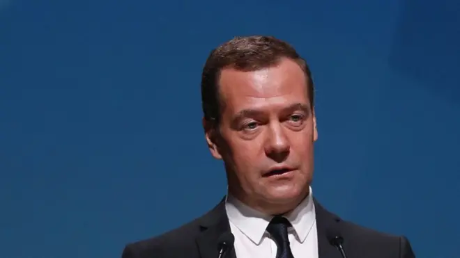 Дмитрий Медведев несколько раз отрицал обвинения изложенные в фильме Навального