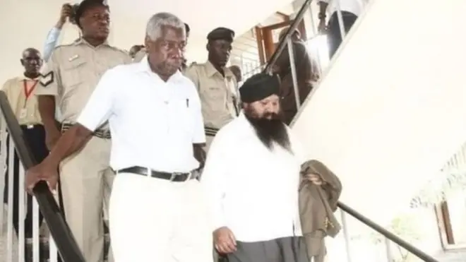 Sethi (kushoto) na Rugemalira walifikishwa kwa mara ya kwanza katika Mahakama hiyo Juni 19, 2017 na hadi sasa upelelezi wa kesi hiyo haujakamilika.