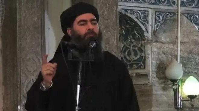 Baghdadi mengumumkan pembentukan "kekhalifahan" di Mosul, Irak pada 2014.