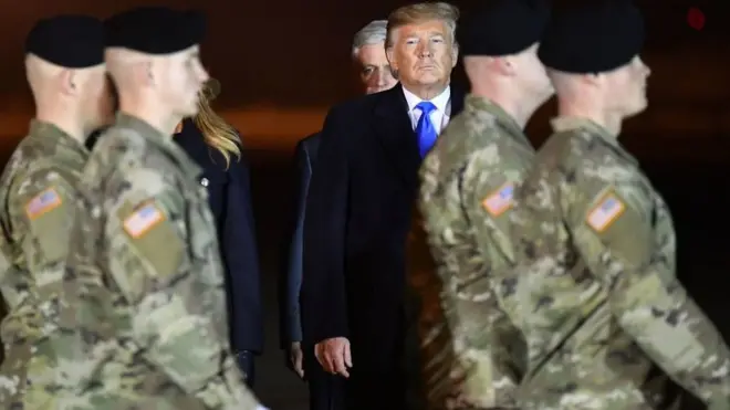 डोनल्ड ट्रंप