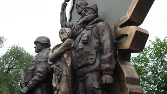 Монумент сепаратистам