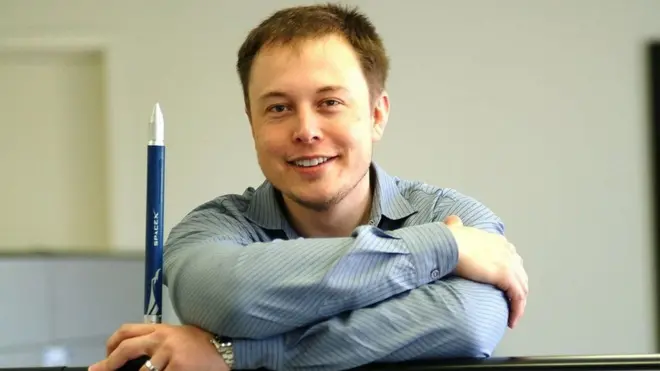 መስክ እአአ 2004 ስፔስኤክስን እንደመሰረተ