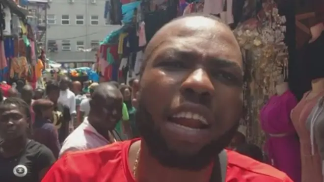 Otu n'ime ụmụnwoke na-ekwu uche ya