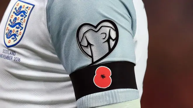 ФИФА сочла повязку с изображением мака политическим символом