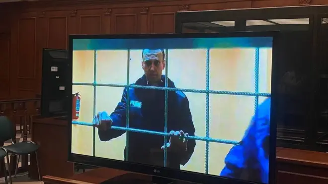 Навальный участвовал в заседании суда в режиме видеосвязи с колонией