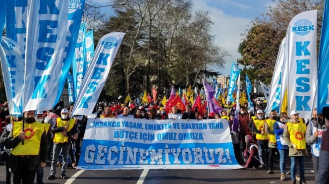 19 Aralık'ta Ankara'da binlerce kamu çalışanı, "Geçinemiyoruz" dedi.