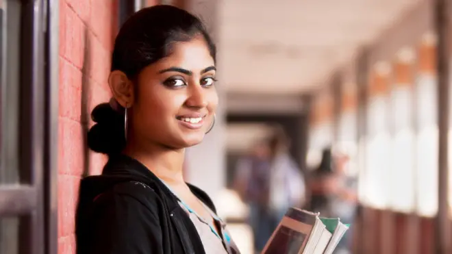 ਵਿਦਿਆਰਥਣ