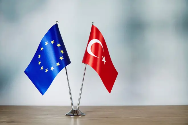 AB Türkiye bayrakları