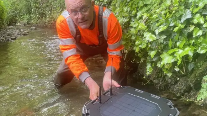 قرار است طی یک پروژه آزمایشی از هوش مصنوعی برای پیش‌بینی‌ آلودگی آب و جلوگیری از وقوع آن در جنوب غربی انگلستان استفاده شود