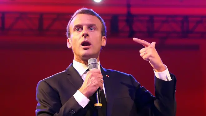 Macron yemeye ko Uburaya bwategerezwa kuba bwakoranye kuva kera na Afrika ku kibazo c'abimukira.