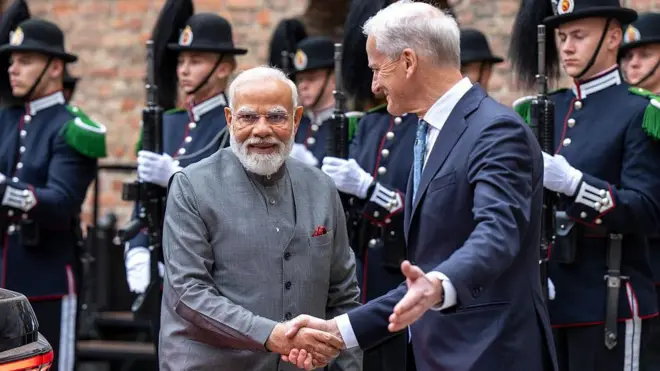 पीएम नरेंद्र मोदी नॉर्वे के पीएम जोनास गार स्टोर