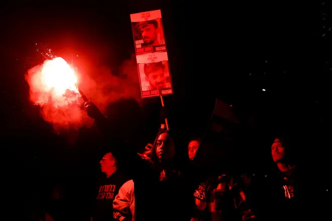 تجمع اعتراضی در اسرائیل به تاخیر در آزادی گروگان‌ها