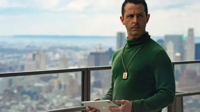 Кендал Рој у серији Наследници