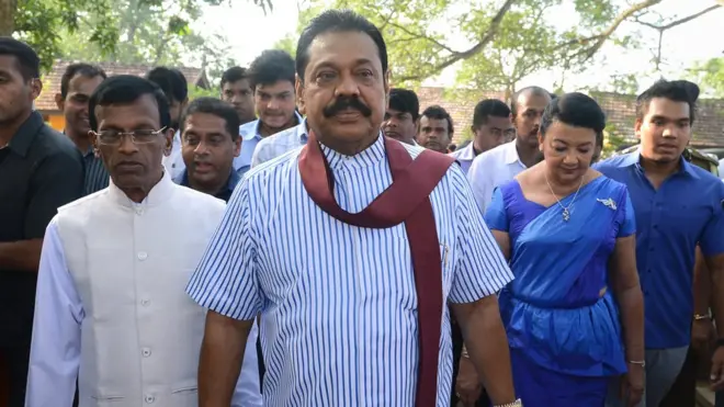 "ඔයා දන්නේ නෑනේ? මම හෙලිකොප්ටරෙන් යනකොට ප්‍රතිඵල ඇවිල්ලත් නෑනේ?,"