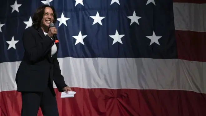 كامالا هاريس