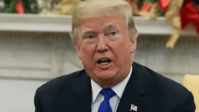 البحث عن كلمة "أحمق" في غوغل يعطيك صورة ترامب