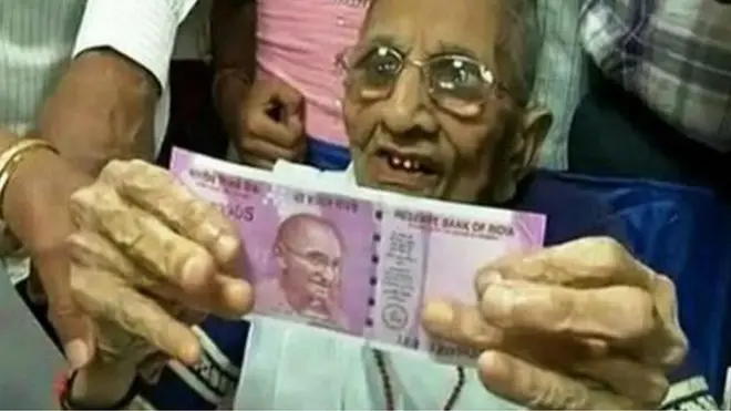 मोदी की मां