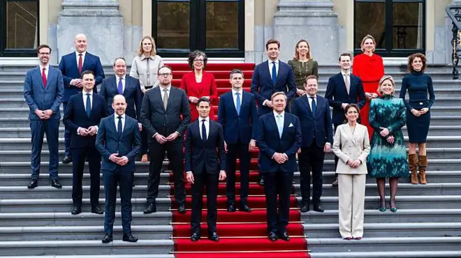 Yeni Hollanda kabinesi 