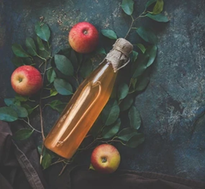 Le vinaigre de cidre de pomme 