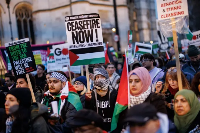 احتجاجات في لندن تطالب بوقف حرب غزة