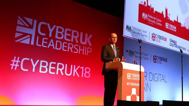 Direktur GCHQ, Jeremy Fleming, mengatakan operasi internet Inggris atas ISIS berhasil.