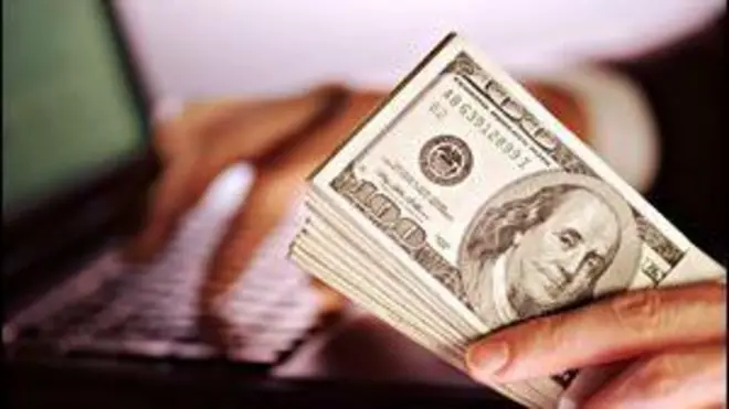 Lacagaha laga diro Soomaaliya