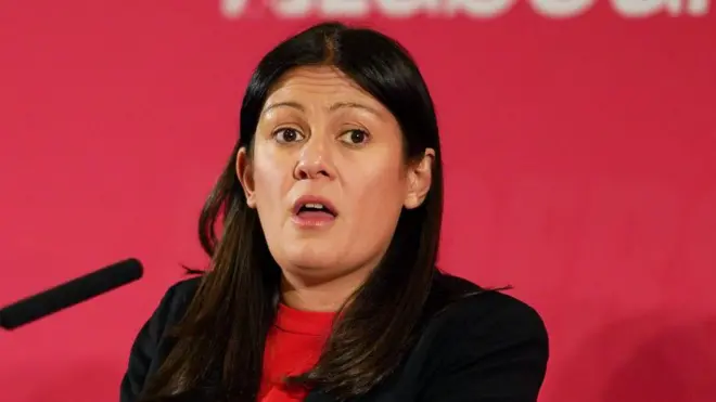 लिसा नंदी