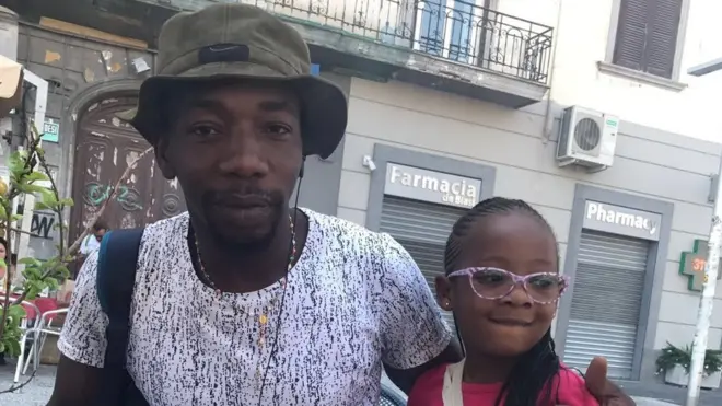 Yaya Sangare iyo gabadhiisa afar sano jirka ah