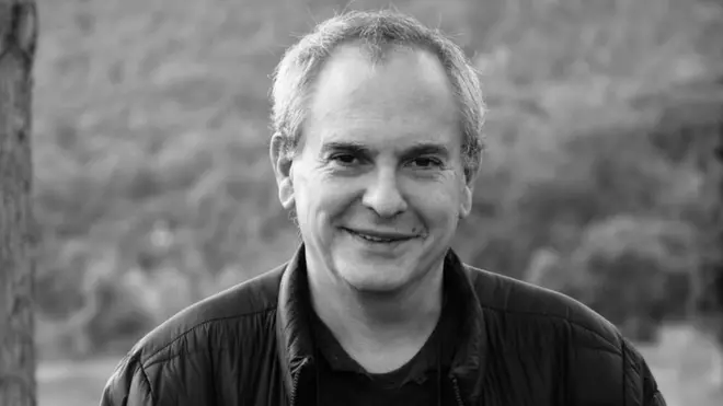 D'Ors es sacerdote y escritor.