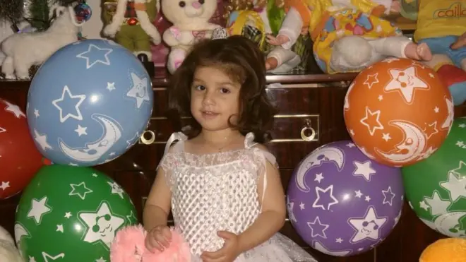 "Üç yaşlı nəvəmin ölməsində həkimlər günahkardırlar", Elman Əliyev, Səkinəxanım Novruzova, Ə.Qarayev xəstəxanası, Mərkəzi Klinika, Mərkəzi Klinik Xəstəxana, Sevinc Abdullayeva