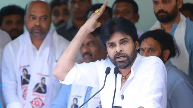 జనసేన అధినేత పవన్ కల్యాణ్ 