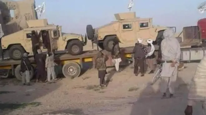 کاربران شبکه‌های اجتماعی مدعی شده که طالبان این تانکها را به پاکستان منتقل می‌کنند