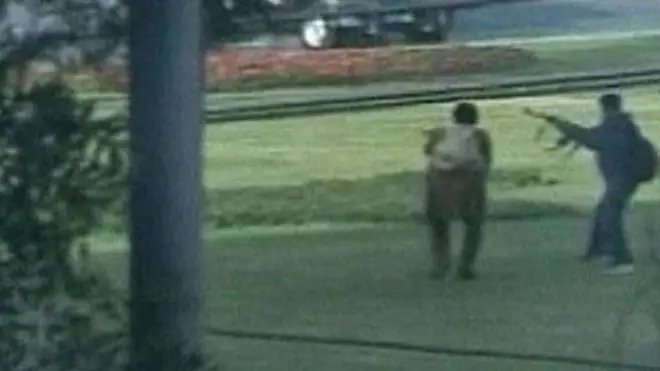 ٹیم کی بس اور پولیس پر تقریباً بارہ دہشت گردوں نے حملہ کر دیا تھا