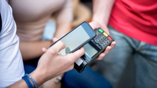 La compañía Yellow Pepper gestiona un volumen de 380 millones de transacciones al año.