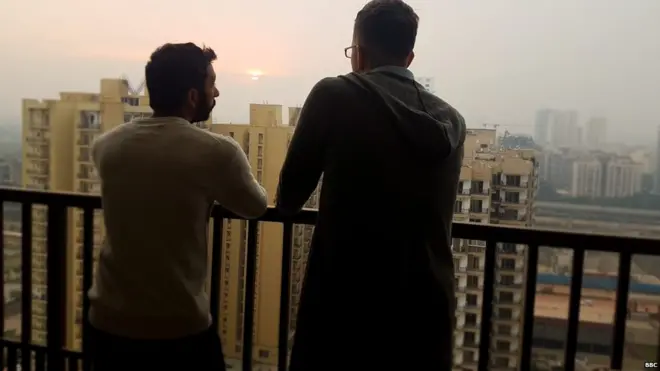 हर्ष और एलेक्स