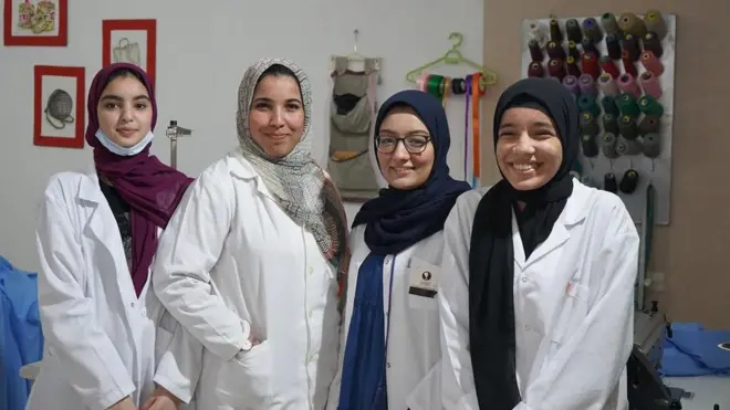 بعد أن كانت تعمل بمفردها استقطب مشروع نشوى أكثر من 10 أشخاص للعمل معها