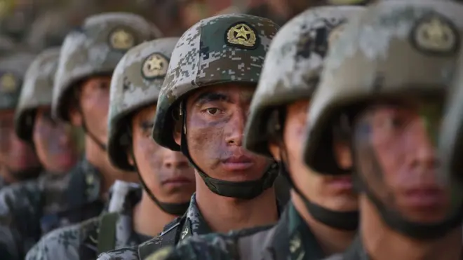 En China hay un millón másroleta russa online multiplayerpersonas enlistadas en el ejército que en Estados Unidos.