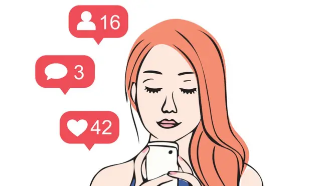 Chica usando instagram