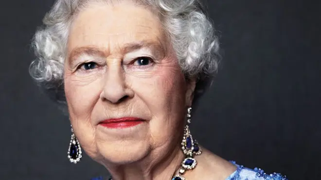 الملكة إليزابيث