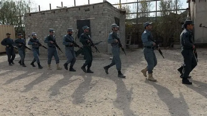 تېرکال هم څو وارې ایخانم بندر د امنیتي ځواکونو او طالبانو ترمنځ لاس په لاس شو.