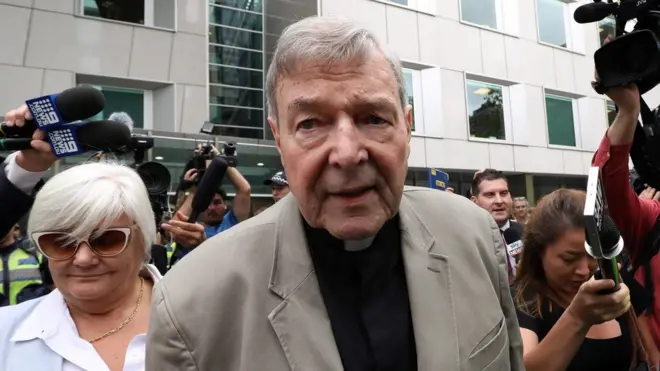 George Pell é o clérigo católico mais antigo e tambémopta bet365mais alto escalão a ser condenado por abusos