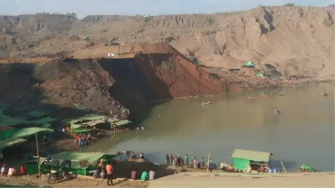 Photo of the mine site