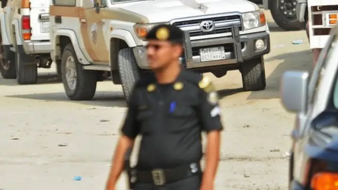 سکیورٹی فورسز کو اطلاع ملی تھی کہ مذکور مکان میں کچھ مسلح دہشتگرد چھپے ہوئے ہیں