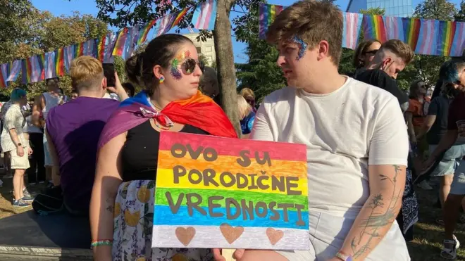 Transparent na Prajdu