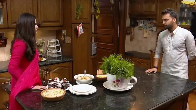 ’اے مشتِ خاک‘