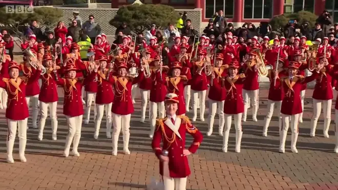 မြောက်ကိုရီးယားရဲ့ လျှို့ဝှက်လက်နက် အလှပဂေးများ